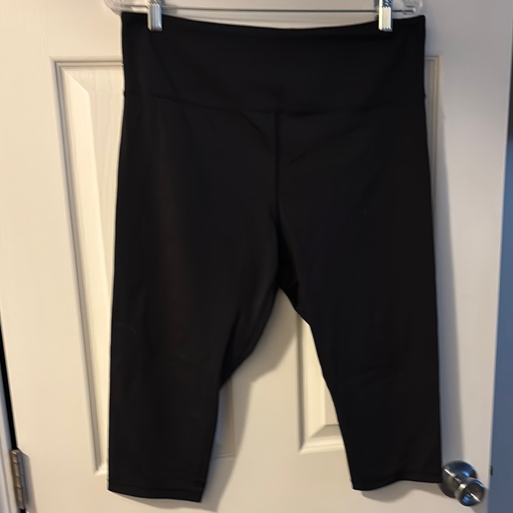 Black ZYIA High-Waisted Leggings